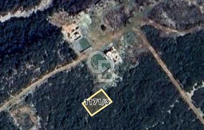 Göl Manzaralı Satılık Villa Arsası