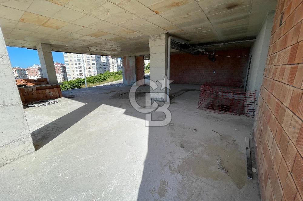 CB LİKA'DAN YILDIZLI ANA YOL ÜZERİ KİRALIK DÜKKANLAR