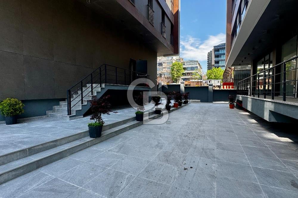SASKINBAKKAL, ÇİFT OTOPARKLI,SIFIR BİNA 2+1 OFİS