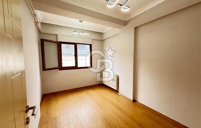 İzmir Karşıyaka Şemikler'de 2+1 Kiralık Daire