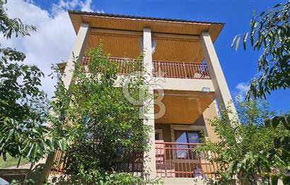 MERSİN TOROSLAR YENİKÖYDE SATILIK İKİ KATLI EV VE ARSASI