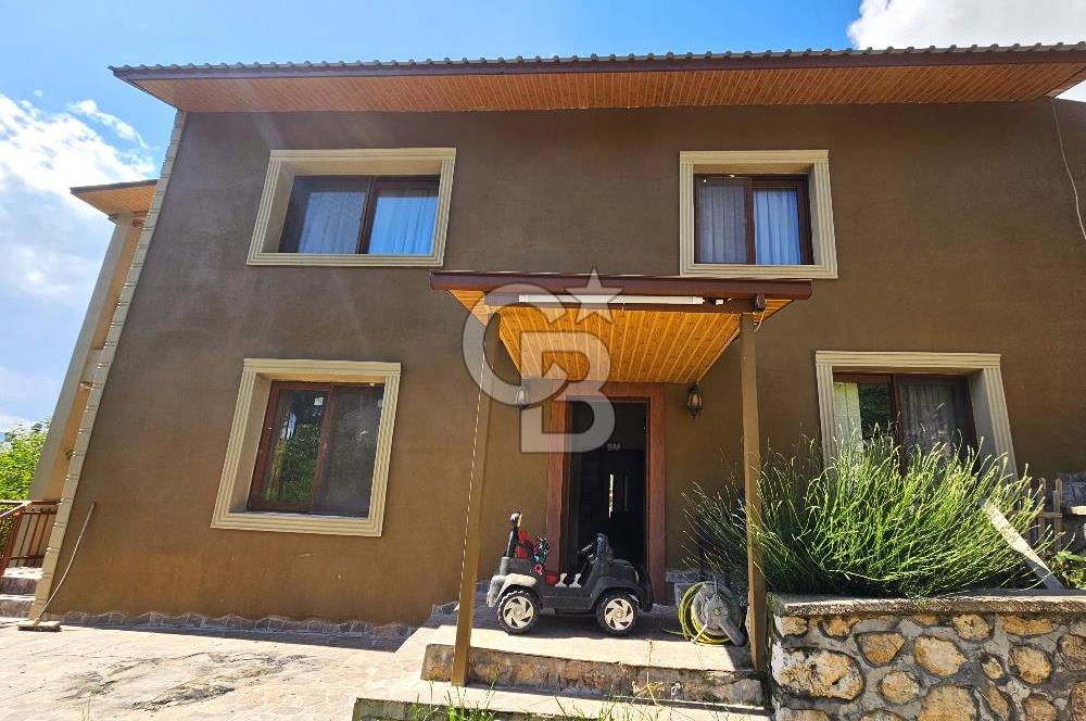 MERSİN TOROSLAR YENİKÖYDE SATILIK İKİ KATLI EV VE ARSASI