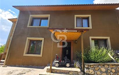MERSİN TOROSLAR YENİKÖYDE SATILIK İKİ KATLI EV VE ARSASI