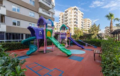 Muratpaşa Yenigün Mahallesi'nde Site İçinde Satılık 3+1 Daire