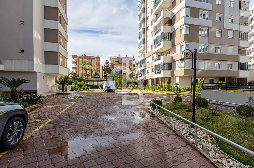 Muratpaşa Yenigün Mahallesi'nde Site İçinde Satılık 3+1 Daire