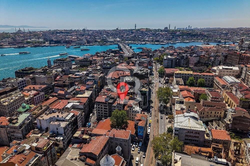 KARAKÖY'DE İYİ KONUMDA 875M2 SATILIK TİCARİ BİNA