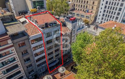 KARAKÖY'DE İYİ KONUMDA 875M2 SATILIK TİCARİ BİNA