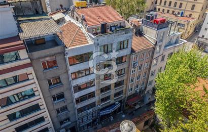 KARAKÖY'DE İYİ KONUMDA 875M2 SATILIK TİCARİ BİNA
