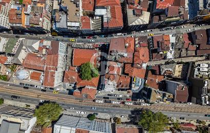 KARAKÖY'DE İYİ KONUMDA 875M2 SATILIK TİCARİ BİNA