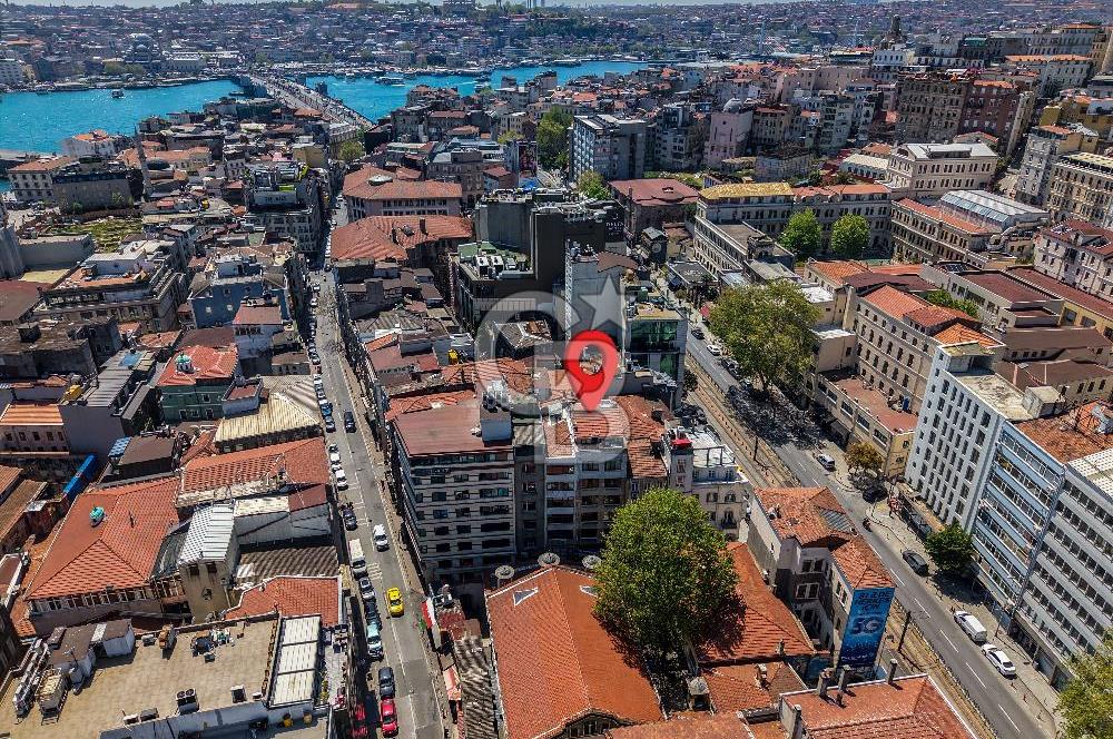 KARAKÖY'DE İYİ KONUMDA 875M2 SATILIK TİCARİ BİNA