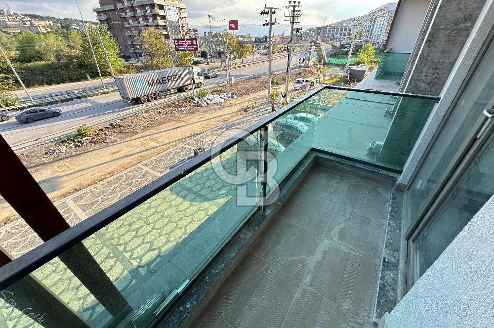 İZMİT YEŞİLOVA DIAMOND Q REZİDANS KİRALIK YOLA CEPHE ARAKAT