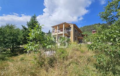 MERSİN TOROSLAR YENİKÖYDE SATILIK İKİ KATLI EV VE ARSASI