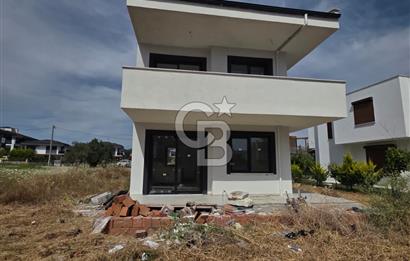 AYVALIK KÜÇÜKKÖY TUZLA MEVKİİ'NDE SATILIK BAHÇELİ 3+1 DUBLEKS