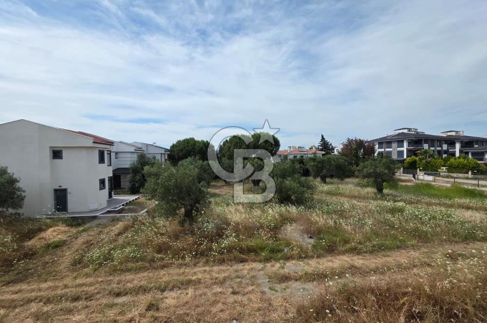 AYVALIK KÜÇÜKKÖY TUZLA MEVKİİ'NDE SATILIK BAHÇELİ 3+1 DUBLEKS