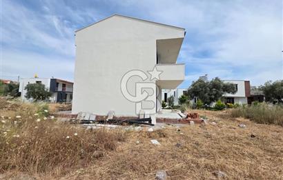 AYVALIK KÜÇÜKKÖY TUZLA MEVKİİ'NDE SATILIK BAHÇELİ 3+1 DUBLEKS