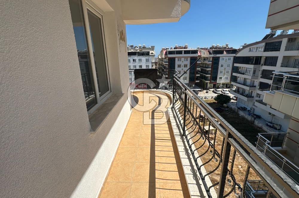 Bulvar üzerinde 3+1 satılık Daire