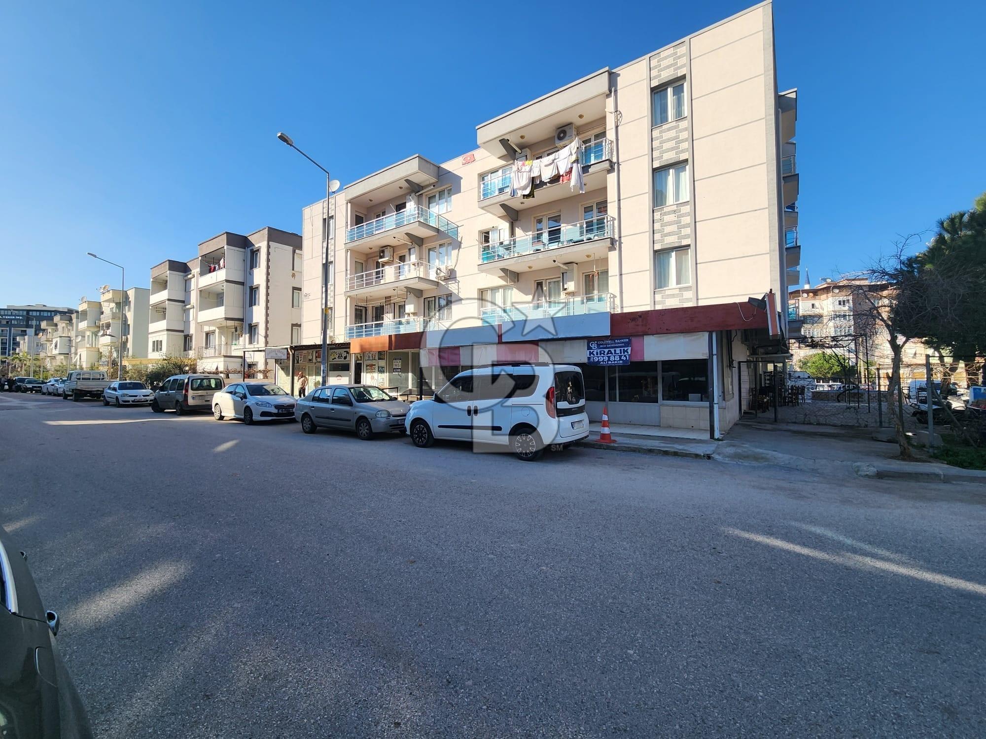MENEMEN İSMET İNÖNÜ MAHALLESİ MERKEZİ KONUM SATILIK DÜKKAN