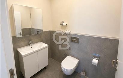 ÇUKURAMBAR PLAZADA YÜKSEK KAT YAPILI 110 M2 , 2+1 KİRALIK OFİS