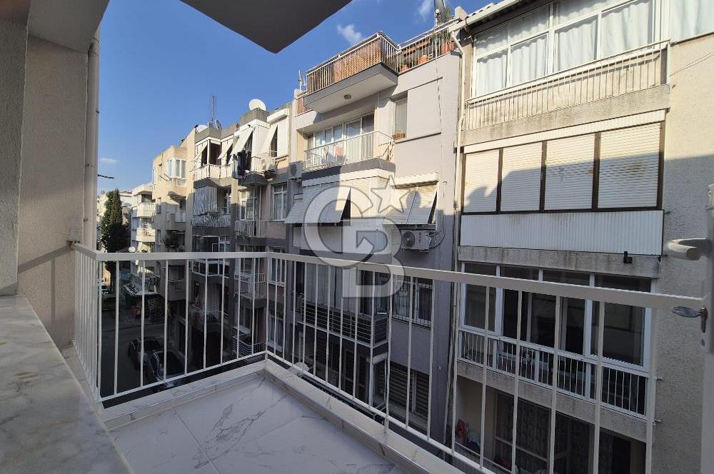 Karşıyaka Alaybey Bahariye Mahallesi 2+1 Satılık Daire