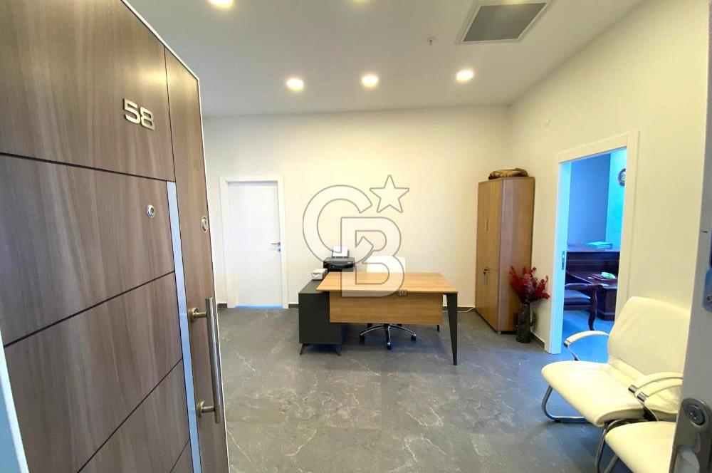 ÇUKURAMBAR PLAZADA YÜKSEK KAT YAPILI 110 M2 , 2+1 KİRALIK OFİS