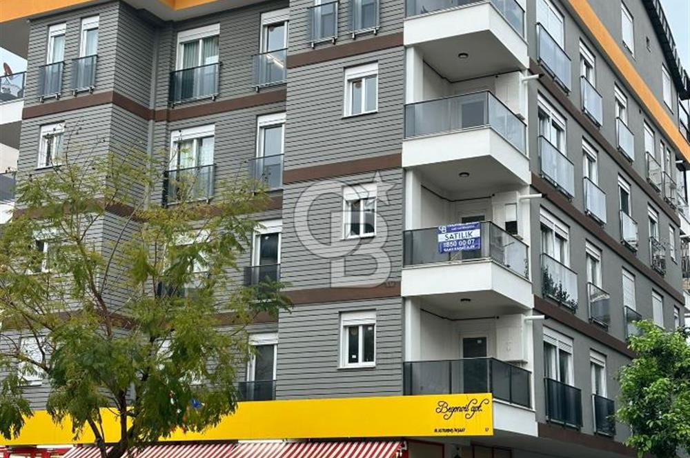 KONYAALTI LİMANDA SIFIR, SİTE İÇİNDE HAVUZLU, YER ISITMALI 2+1
