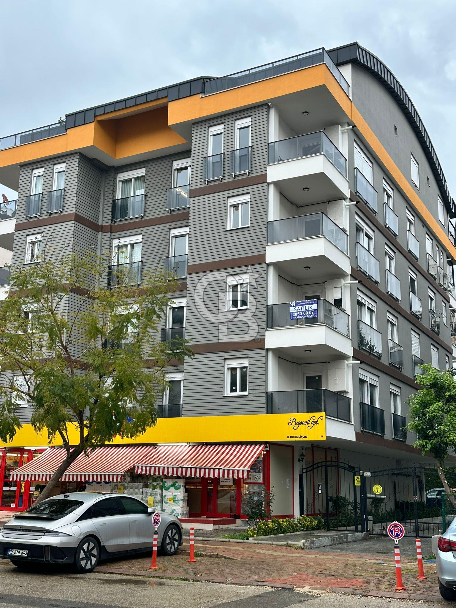 KONYAALTI LİMANDA SIFIR, SİTE İÇİNDE HAVUZLU, YER ISITMALI 2+1
