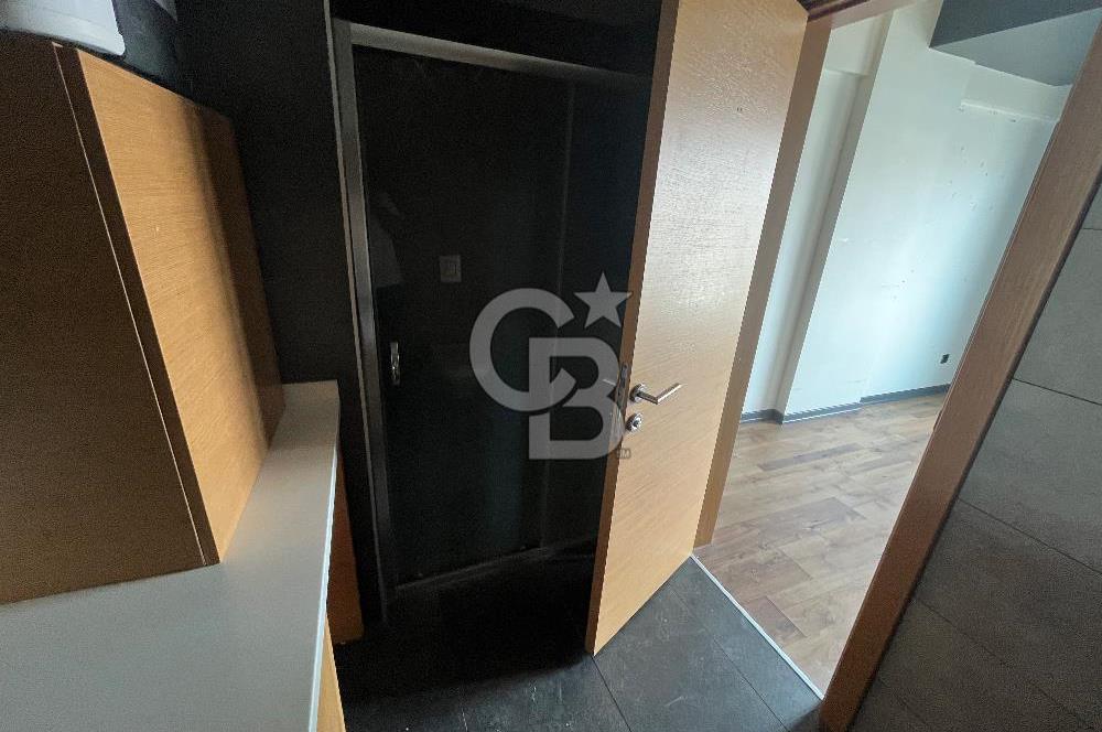 Karşıyaka Demirköprü Spor Suit'te Kiralık 1+1 Daire