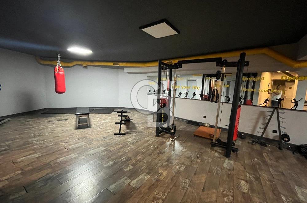 Karşıyaka Demirköprü Spor Suit'te Kiralık 1+1 Daire