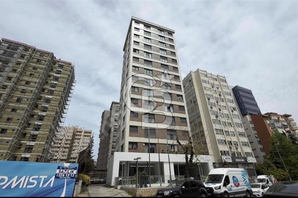Kozyatagı Bayar Caddesi’nde satılık 3 + 1 daire