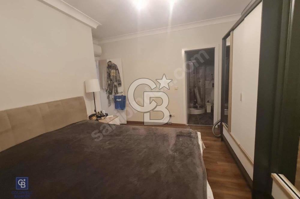 Kozyatagı Bayar Caddesi’nde satılık 3 + 1 daire