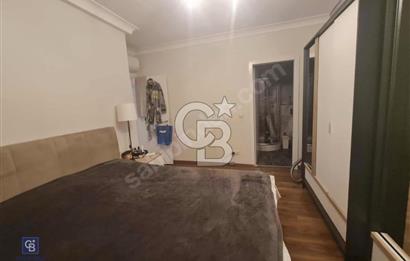Kozyatagı Bayar Caddesi’nde satılık 3 + 1 daire