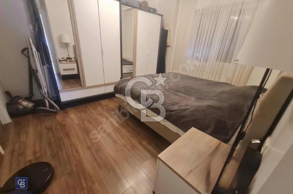 Kozyatagı Bayar Caddesi’nde satılık 3 + 1 daire