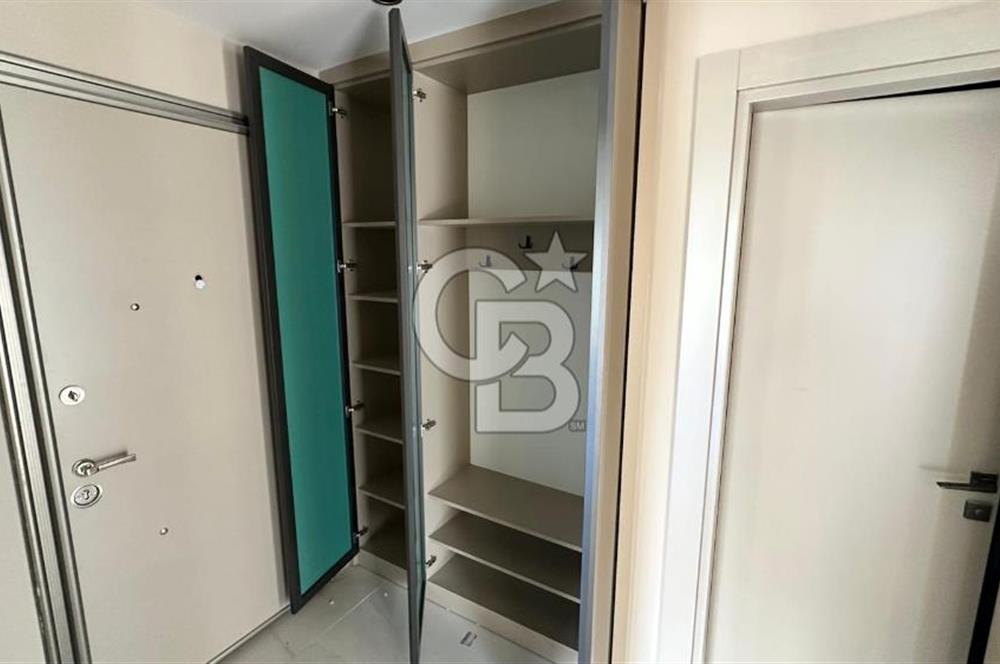 KONYAALTI LİMANDA SIFIR, SİTE İÇİNDE HAVUZLU, YER ISITMALI 2+1