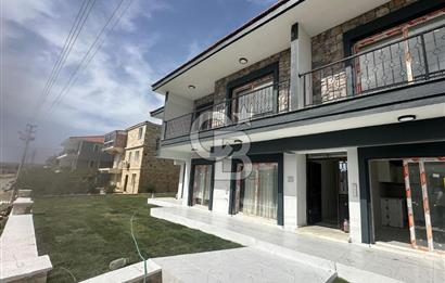 Foça Kazım Dirik Mah. Eşyalı Kiralık 1+1 Daire