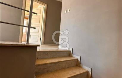 DİKİLİ SALİMBEY'DE 4+1 GENİŞ TERASLI FERAH SATILIK DUBLEKS