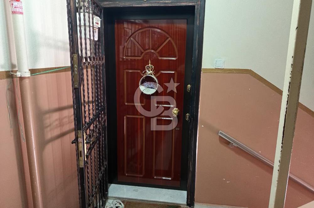 Karşıyaka Aksoy'da Satılık Geniş 3+1 Kombili Daire