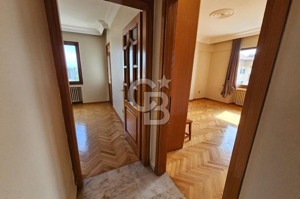 Feneryolu Çamtepe Sokakta Merkezi Konumda Kiralık 3+1 Daire