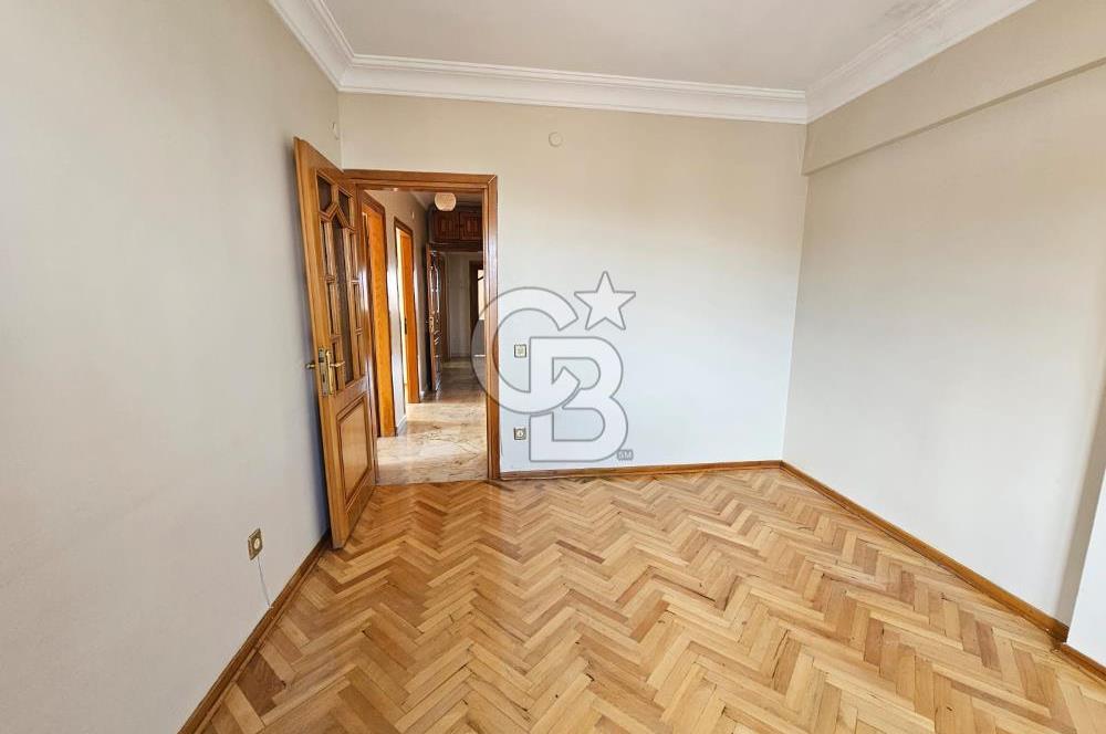 Feneryolu Çamtepe Sokakta Merkezi Konumda Kiralık 3+1 Daire