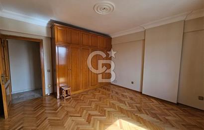 Feneryolu Çamtepe Sokakta Merkezi Konumda Kiralık 3+1 Daire