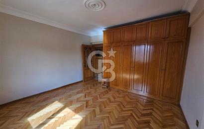 Feneryolu Çamtepe Sokakta Merkezi Konumda Kiralık 3+1 Daire