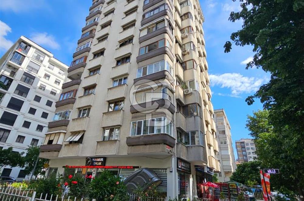 Feneryolu Çamtepe Sokakta Merkezi Konumda Kiralık 3+1 Daire