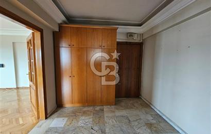 Feneryolu Çamtepe Sokakta Merkezi Konumda Kiralık 3+1 Daire