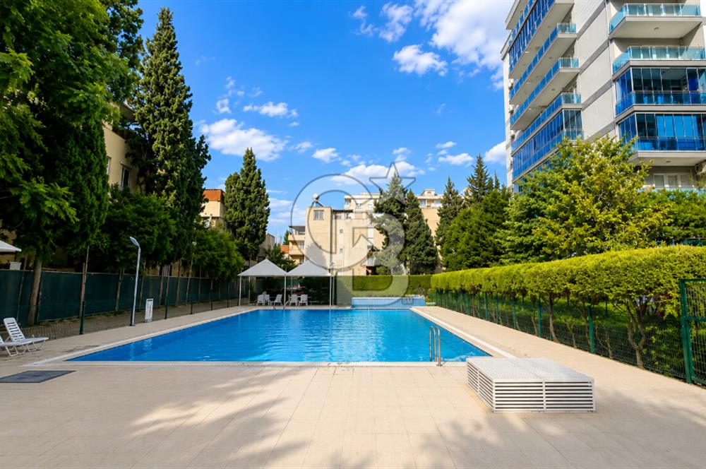 İZMİR, BORNOVA, YEŞİLOVA ATIF BEY SİTESİ’NDE SATILIK 3+1 DAİRE