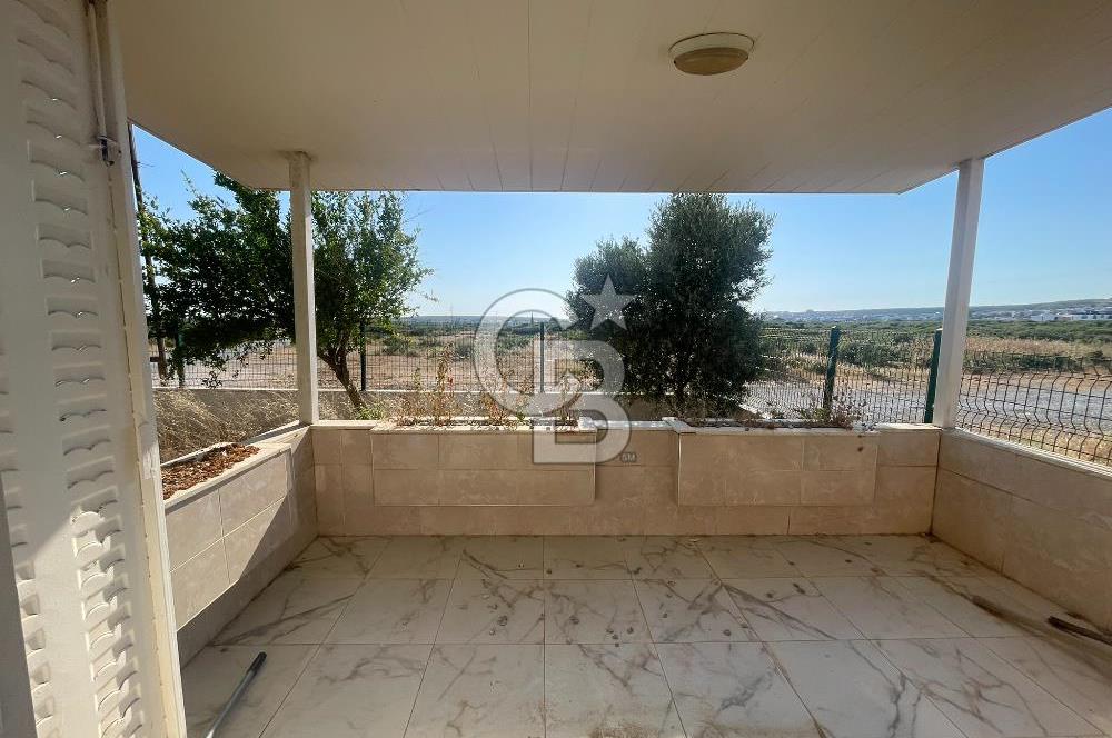DİDiM-EFELER'DE BAHÇELİ 4+1 KAPALI TERASLI KÖŞE MÜSTAKİL VİLLA
