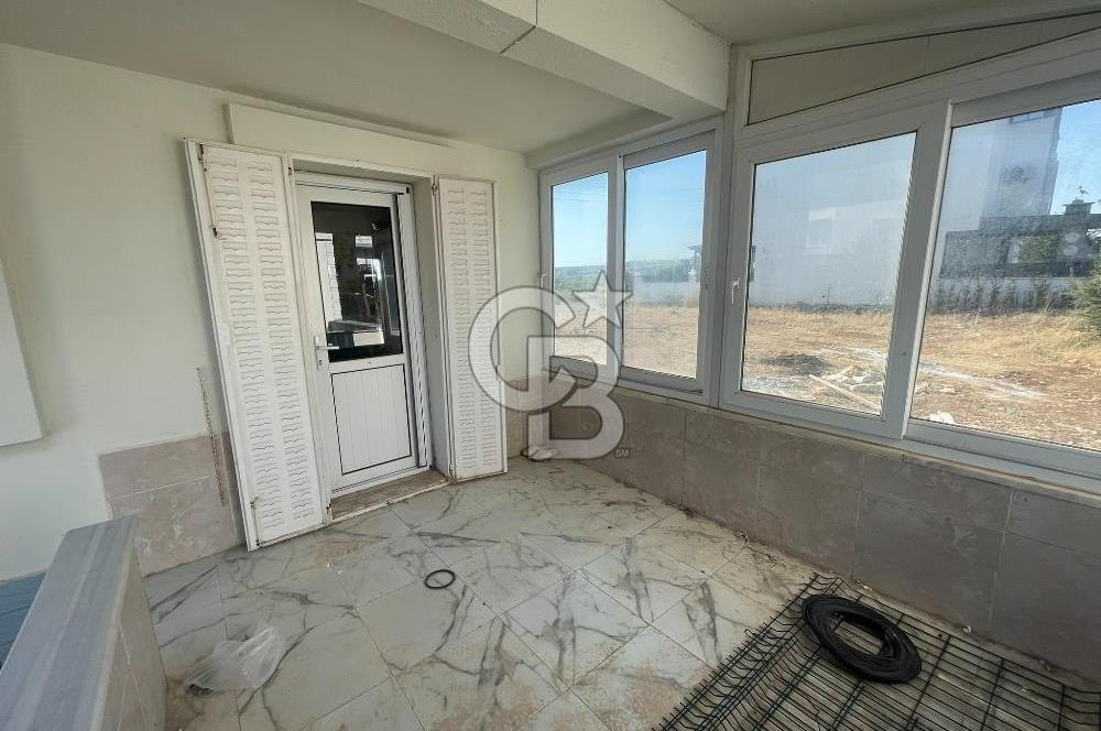 DİDiM-EFELER'DE BAHÇELİ 4+1 KAPALI TERASLI KÖŞE MÜSTAKİL VİLLA