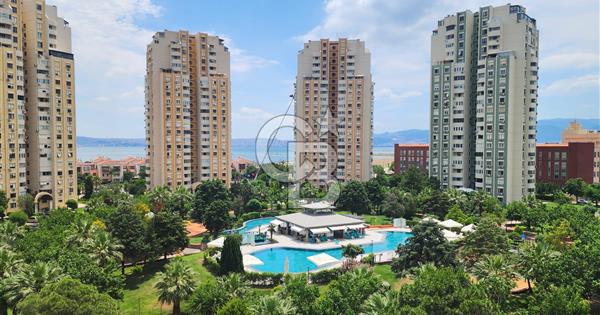 ALBATROS BLOKLARINDA DENİZ-HAVUZ MANZARALI KİRALIK 3+1 DAİRE - 353792