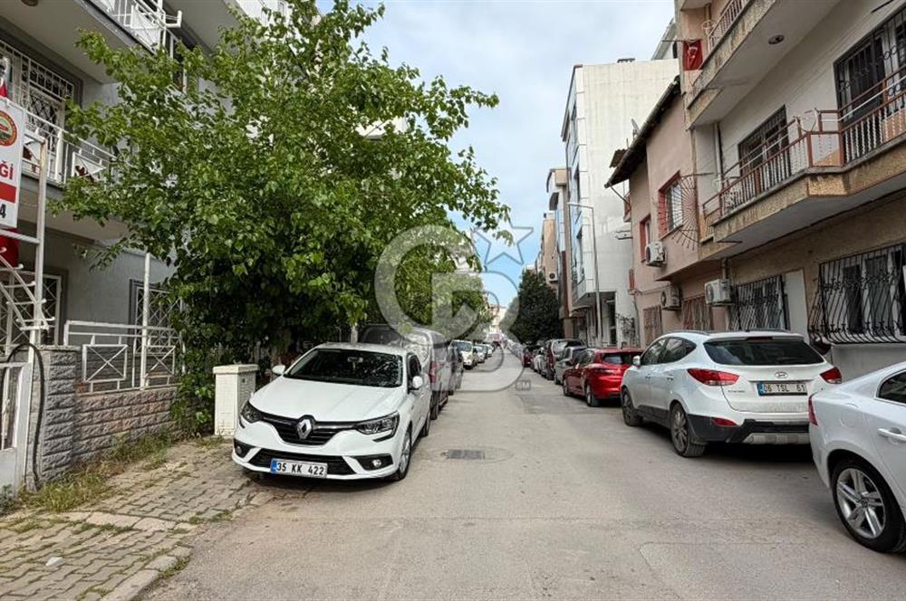MENDERES CADDESİNE 2 DAKİKA YÜRÜME MESAFESİNDE KİRALIK 2+1 DAİRE
