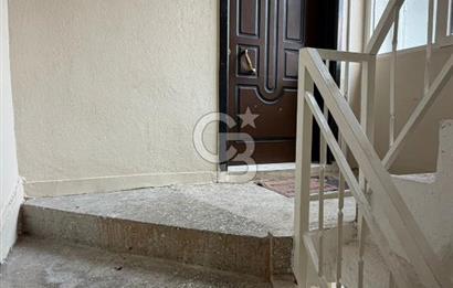 MENDERES CADDESİNE 2 DAKİKA YÜRÜME MESAFESİNDE KİRALIK 2+1 DAİRE