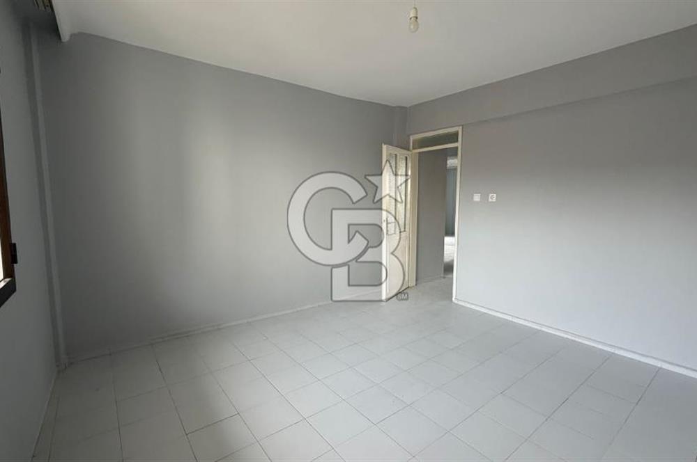 MENDERES CADDESİNE 2 DAKİKA YÜRÜME MESAFESİNDE KİRALIK 2+1 DAİRE