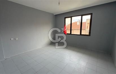 MENDERES CADDESİNE 2 DAKİKA YÜRÜME MESAFESİNDE KİRALIK 2+1 DAİRE